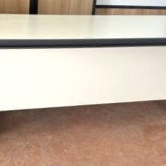 コクヨ　スタックテーブル　白色　1800×600　H700