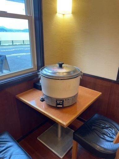 決まりました❗️ガス炊飯器 3升 リンナイ RR-30S1 プロパンガス　業務用　中古