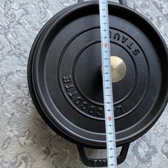 ストウブ　鍋　24