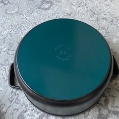 ストウブ　鍋　24