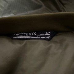 アークテリクス　アトムarフーディー