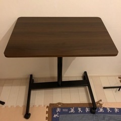 テーブル　家具　机