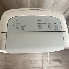 家電　ジメジメ衣類乾燥除湿機　お値下げ！！空調家電　プラズマクラスター7000 