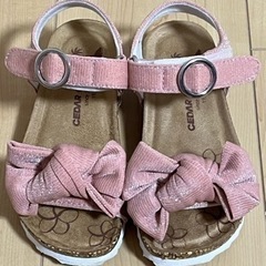 【新品未使用】女の子 リボン付きキッズサンダル 19.0 ピンク