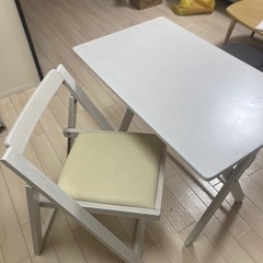 【決まりました】机と椅子　ホワイト