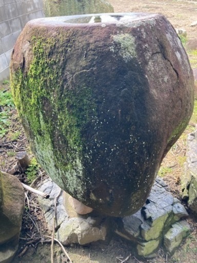 巨大 縁先手水鉢 立鉢 つくばい 夏目 立手水鉢③ 天然石 国産  