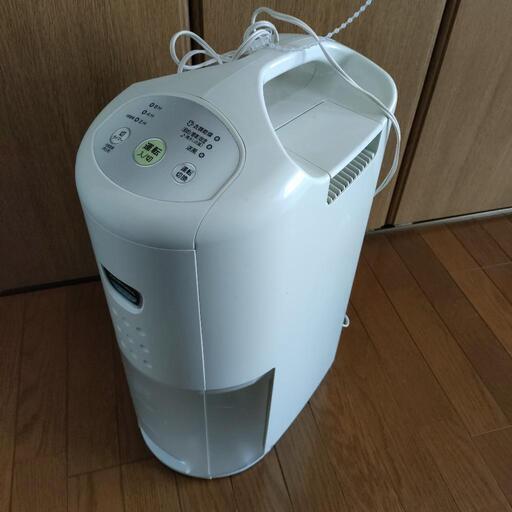 除湿機　コロナ製衣類乾燥除湿機