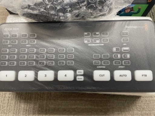 [中古、ほぼ未使用品] ATEM Mini Blackmagic Design ライブプロダクションスイッチャー