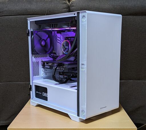 RTX4060＆Intel10コアCPU　水冷ヘッドがオシャレなゲーミングPC