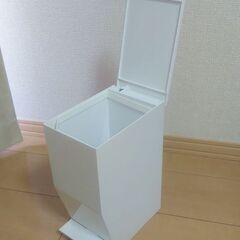 トイレポット