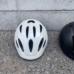 自転車用　ヘルメット