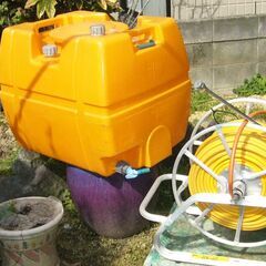農機具 水タンク　アルミ巻取機　ホース100ｍ　噴射ノズル