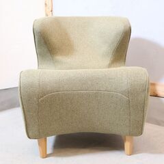 カイロプラクティックのノウハウをヒントに生まれたStyle(スタイル)ブランドよりStyle Chair DC（スタイルチェア ディーシー)です。身体に負担の少ない姿勢をサポートする1人掛けソファ♪