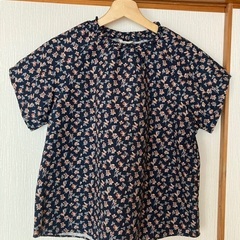 Samansa Mos2のTシャツ200円です。