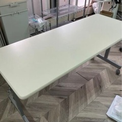 オフィス家具 折りたたみテーブル 棚付き ホワイト 60×150...