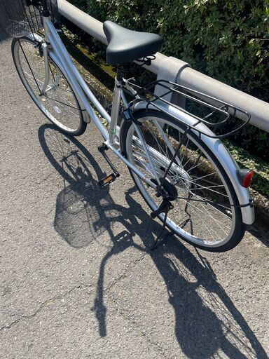 リサイクルショップどりーむ鹿大前店 №1291 自転車　超美品！　26インチ　ウェルビー　アクア　26インチ　定価1、7万円　使用半年未満　LEDライト　鍵付き　シルバー リサイクルショップどりーむ鹿大前店 №1291 自転車 超美品！ 26