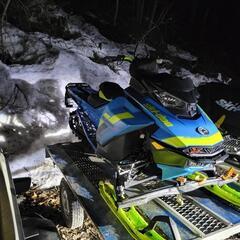 【ネット決済】スノーモービル　ski-doo2018年モデルG4...