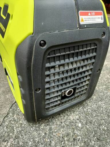 インバーター発電機 コンパクト 静音タイプ EENOUR DK2500iS 2500w ガソリン携行缶おまけ