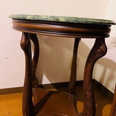 オーバル大理石サイドテーブル