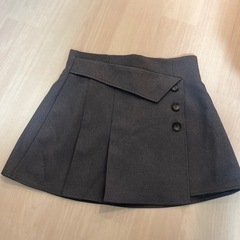 女性の方限定。服もらってください！