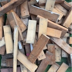 【3/10まで】端材 木材 2×4 角材 コンパネ 針葉樹 板材