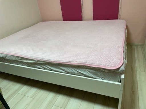 IKEA クイーン　ベット　マットレス付き