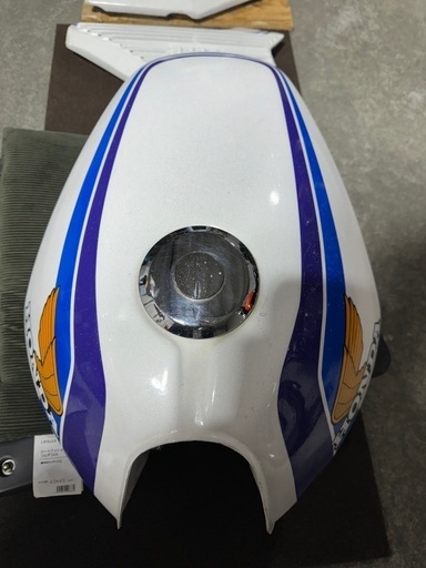 CBX 外装