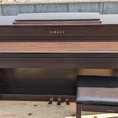 ★大阪〜兵庫〜岡山まで配達無料！
無料 木製鍵盤 YAMAHA 電子ピアノ S0CLP-645M 2018年製⑦
人気の木製鍵盤人気の木製鍵盤