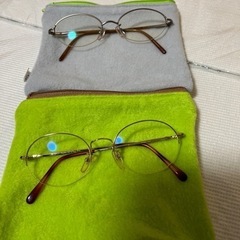 眼鏡2個