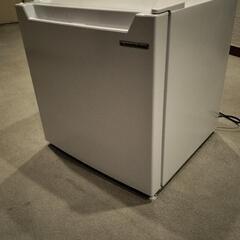 【お取引中】小型冷蔵庫　YAMADA　2021年製