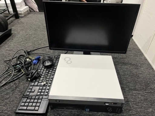FUJITSU デスクトップパソコン