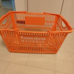 クイーンズISETAN　買い物カゴ