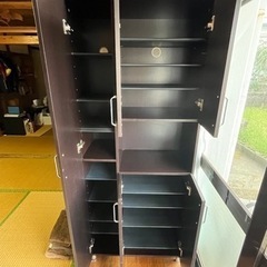 取引中‼️今月いっぱいまで‼️⚠️引き取りに来てくれる方限定 靴箱