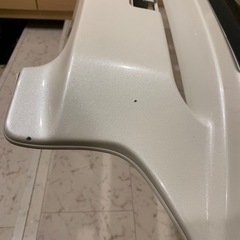 200系ハイエースナロー　フロントリップ　エアロ　ヴァルド　パールホワイト