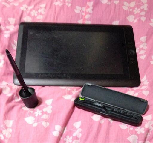 液晶ペンタブレット Wacom 液タブ Cintiq ワコム 動作確認済み 替芯付き