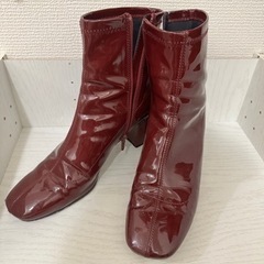 ZARA ショートブーツ