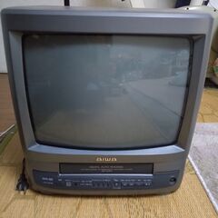 aiwa カラーテレビジョン VX - T 14 G 8