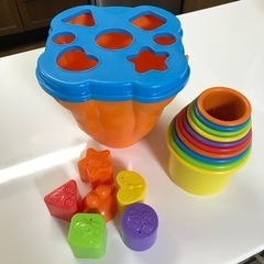 知育玩具　積み重ねカップ&形パズル