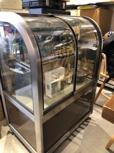 大穂製作所　冷蔵ショーケース