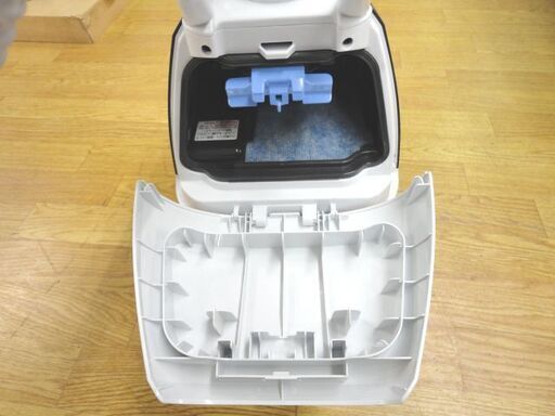 美品！ 日立 紙パック式掃除機 かるパック 2021年製 CV-KV70H ホワイト