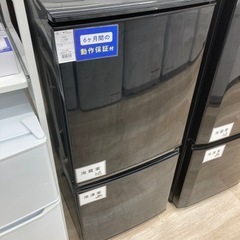 SHARP(シャープ)の2ドア冷蔵庫 SJ-D14A-B のご紹介です。