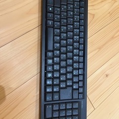 【お値下げしました】ワイヤレスキーボード2枚