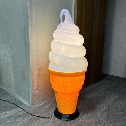 中古　ソフトクリーム　置き物　模型　販促物　光る