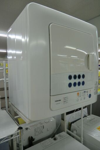 TOSHIBA　衣類乾燥機　ED-60C（W)　2017年製　6.0㎏