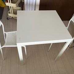 IKEA テーブル×1  チェア×2  セット 