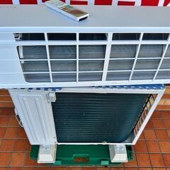 美品 2022年製 ヤマダ ルームエアコン YHA-S28M-W RIAIR□10畳程度