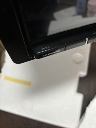 ナビ売ります】カロッツェリア楽ナビAVIC-RL711E (インターグシケン  