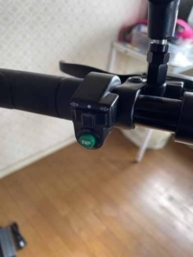 SYM RV125（EFI）黒 年式不明 準不動 部品取りでも SYM RV125i不動の