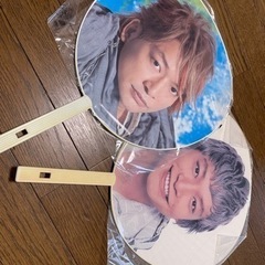 SMAP 嵐 LIVEうちわ1本100円でいかがでしょうか？