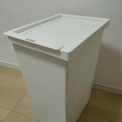 【お譲り先決定】ゴミ箱(IKEA)